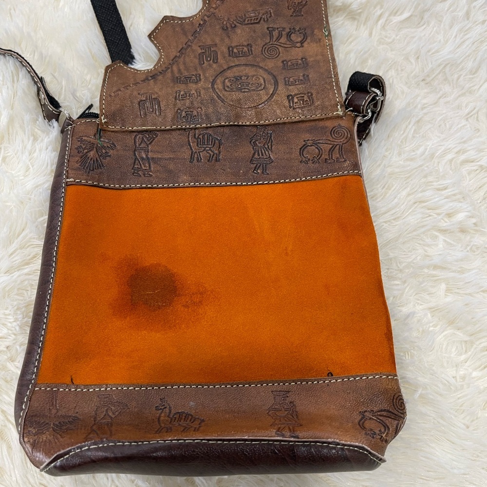 Brown and Orange Crossbody Bag with Unique Design - Picture 4 of 8